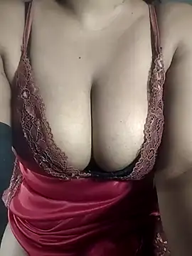 Snapshot of Hurrem_02 chatting on 01.28.25 Hurrem 02 online show from 01.28.25