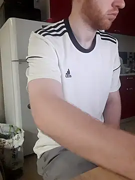 Snapshot of FillipsonDon chatting on 11.08.25 FillipsonDon online show from 11.08.25