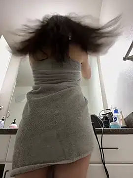 Snapshot of Natur4lBeautyb33 chatting on 12.10.24 Natur4lBeautyb33 online show from 12.10.24