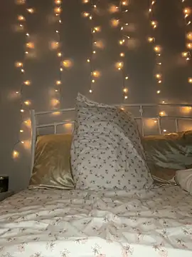 Snapshot of Natur4lBeautyb33 chatting on 01.07.25 Natur4lBeautyb33 online show from 01.07.25