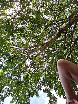 SkyelarSommer online show from 04.13.26