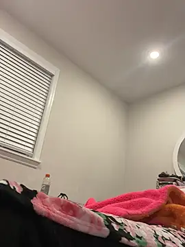 Snapshot of DominiqueX0 chatting on 02.28.25 DominiqueX0 online show from 02.28.25