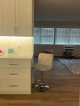 Snapshot of DominiqueX0 chatting on 03.01.25 DominiqueX0 online show from 03.01.25