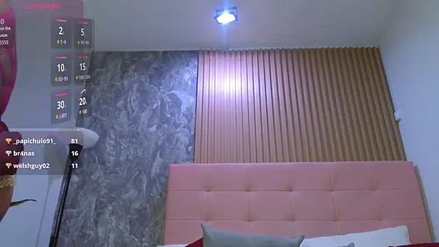 victoria  milf  online show from 01.15.26