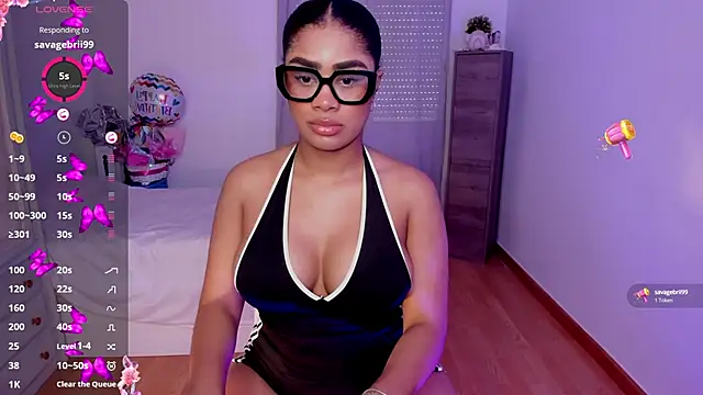 Snapshot of briana_walker chatting on 10.05.25 briana walker online show from 10.05.25