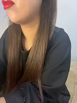 Snapshot of Mayacrayzi chatting on 01.06.25 Mayacrayzi online show from 01.06.25