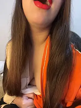 Snapshot of Mayacrayzi chatting on 01.30.25 Mayacrayzi online show from 01.30.25