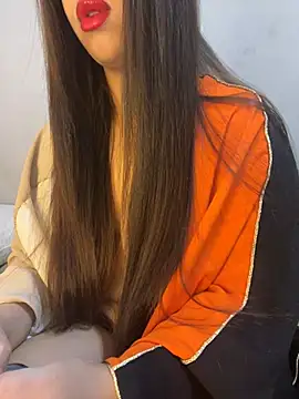 Snapshot of Mayacrayzi chatting on 02.05.25 Mayacrayzi online show from 02.05.25