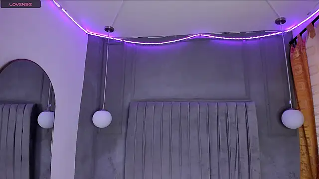 AmyOlimpo online show from 02.04.25