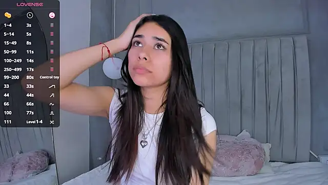 AmyOlimpo online show from 03.13.25