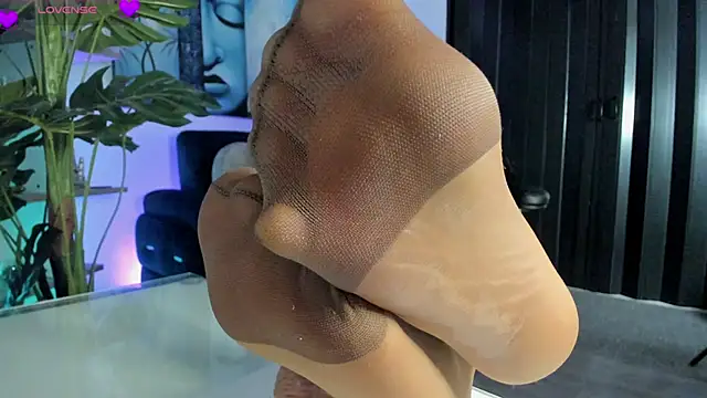 Snapshot of NebetColin chatting on 01.31.25 NebetColin online show from 01.31.25