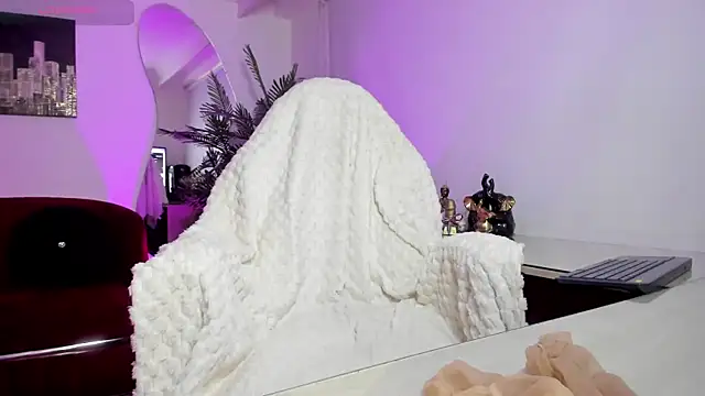 Snapshot of NebetColin chatting on 09.22.25 NebetColin online show from 09.22.25