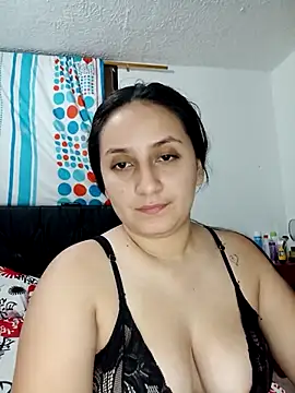 Snapshot of Angeelus2 chatting on 03.23.25 Angeelus2 online show from 03.23.25