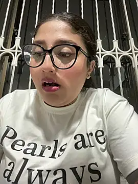 croftsmila online show from 04.11.26