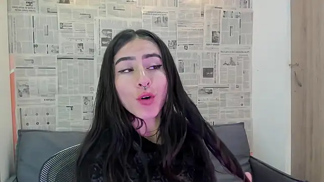 Mhelanny2 online show from 12.30.24