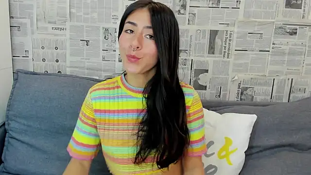 Mhelanny2 online show from 01.25.25