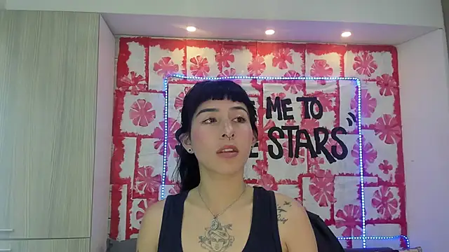 Mhelanny2 online show from 03.20.25