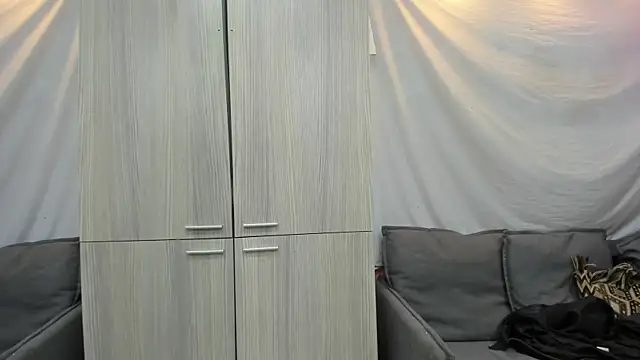 Mhelanny2 online show from 02.11.26