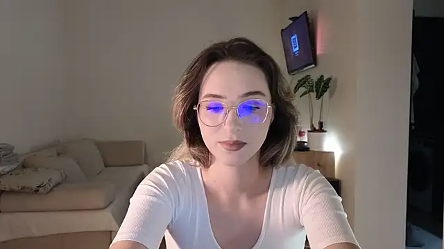 Snapshot of PassionAnn chatting on 11.13.25 PassionAnn online show from 11.13.25