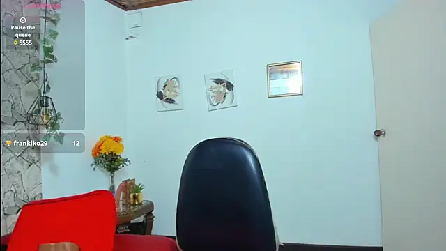 yasmin goldenst online show from 02.28.25