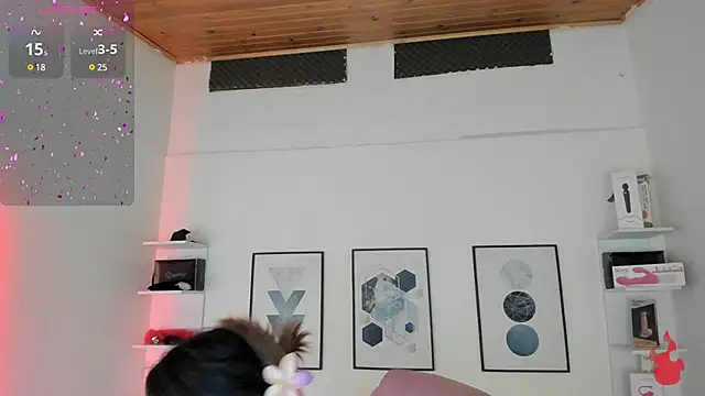 cristal  hot 1 online show from 03.16.25