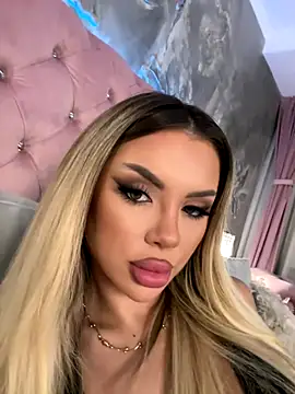 IvyRubens online show from 10.10.25