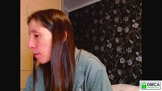 Sophi Cute online show from 01.06.26