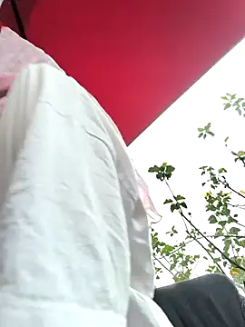 Snapshot of Sam_Sara chatting on 03.06.25 Sam Sara online show from 03.06.25