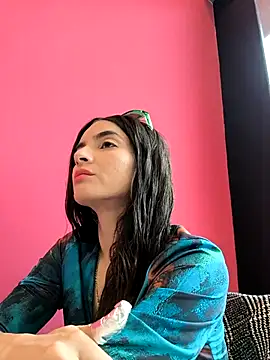 Snapshot of Sam_Sara chatting on 09.17.25 Sam Sara online show from 09.17.25