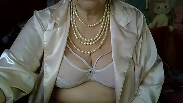 Snapshot of SweetCherry27 chatting on 03.16.26 SweetCherry27 online show from 03.16.26