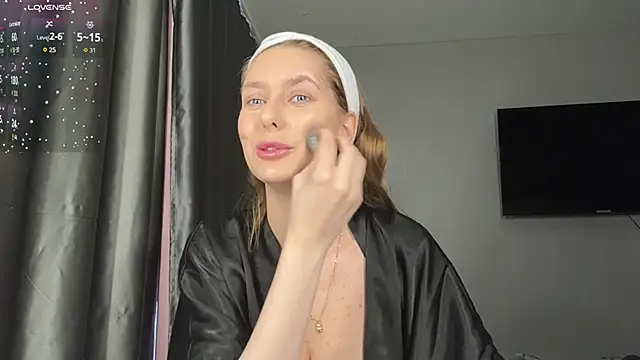 SofyBruno online show from 01.15.26