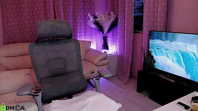 CarrieLoveX online show from 04.03.26