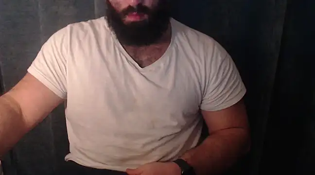 Snapshot of hugemachohandsome chatting on 01.16.25 hugemachohandsome online show from 01.16.25