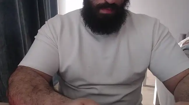 Snapshot of hugemachohandsome chatting on 03.14.25 hugemachohandsome online show from 03.14.25