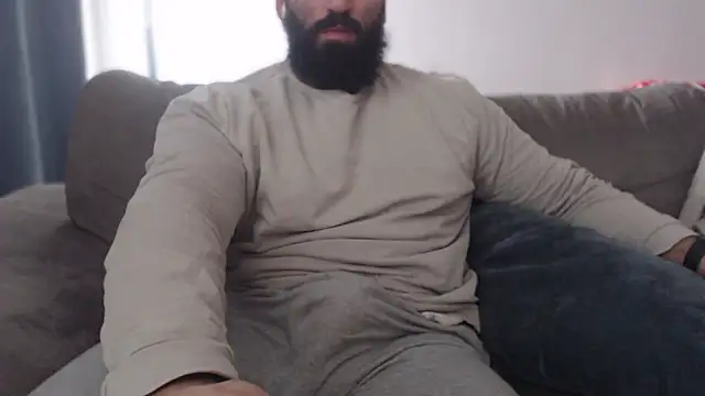 hugemachohandsome online show from 12.21.25