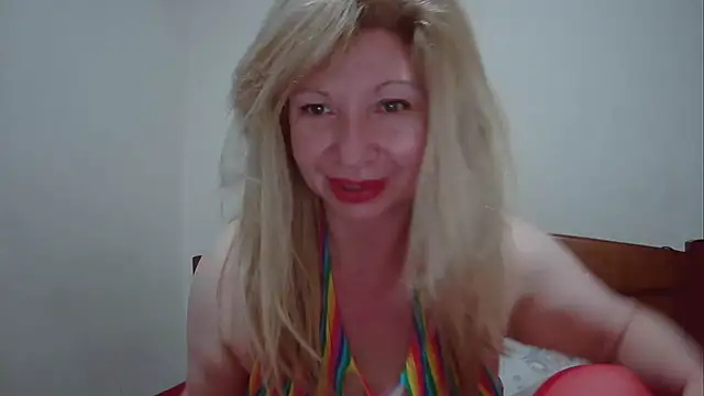 Snapshot of Kattymary chatting on 01.17.25 Kattymary online show from 01.17.25