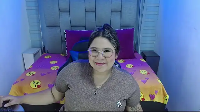 evelin zaens online show from 10.23.25