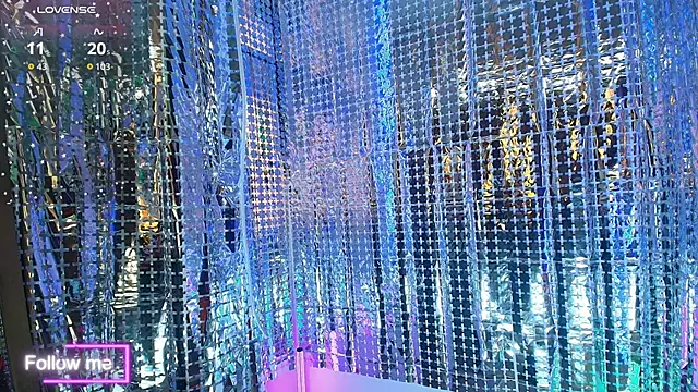 LatexDevil Blondie online show from 10.28.25