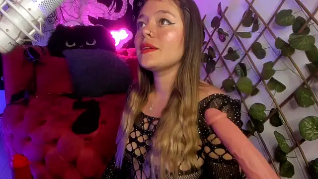 Snapshot of _kalypso_ chatting on 03.13.25 kalypso online show from 03.13.25