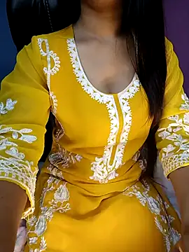 Snapshot of Aditi_1 chatting on 10.26.25 Aditi 1 online show from 10.26.25