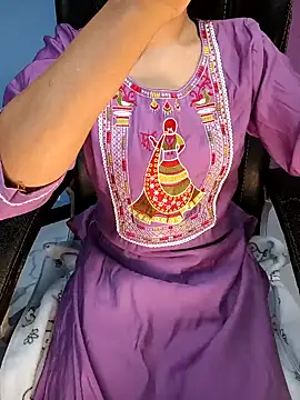 Snapshot of Aditi_1 chatting on 10.30.25 Aditi 1 online show from 10.30.25