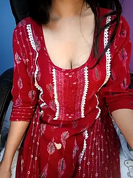 Snapshot of Aditi_1 chatting on 11.07.25 Aditi 1 online show from 11.07.25