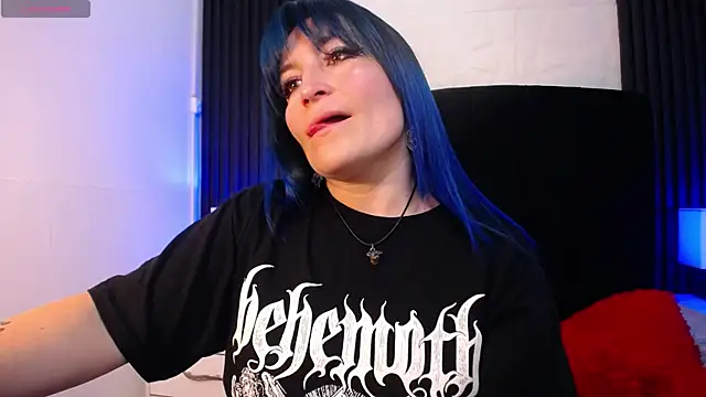 alicia moom online show from 10.16.25