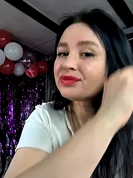 KikiXRed online show from 02.15.26