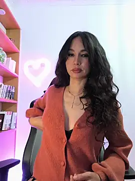 Snapshot of Naughty-Jessie chatting on 11.10.25 Naughty-Jessie online show from 11.10.25