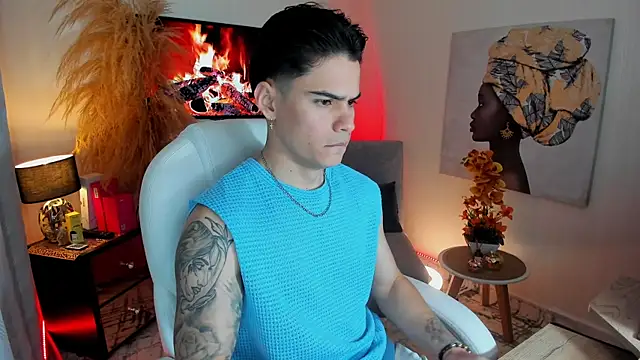 Snapshot of Matias_Murrier chatting on 11.30.25 Matias Murrier online show from 11.30.25