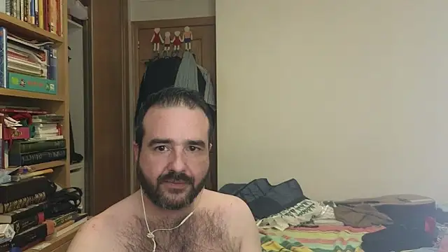 Snapshot of curiosillo83 chatting on 11.01.25 curiosillo83 online show from 11.01.25