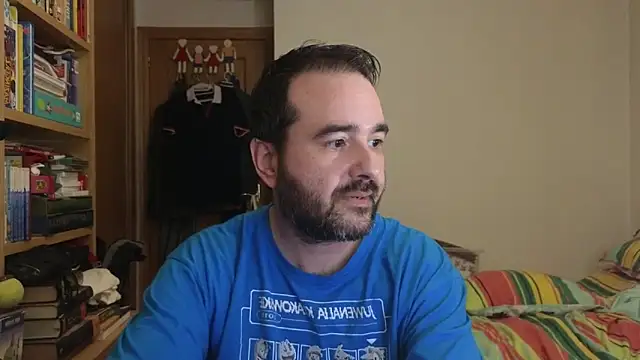 Snapshot of curiosillo83 chatting on 06.06.26 curiosillo83 online show from 06.06.26