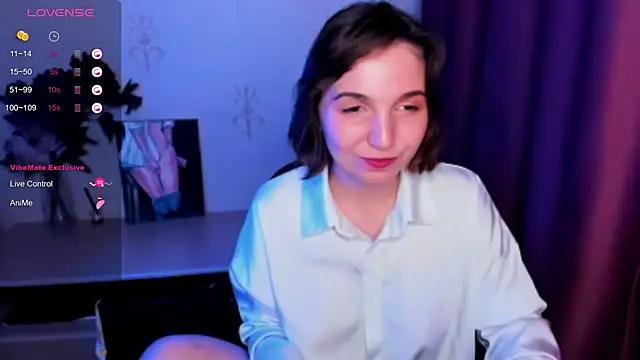 KindHazelHere  online show from 11.01.25