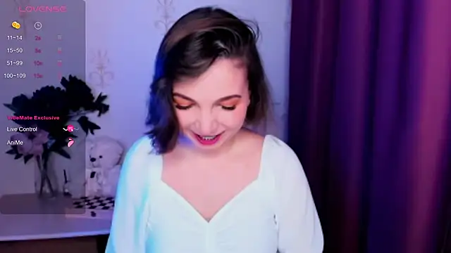 KindHazelHere  online show from 11.10.25